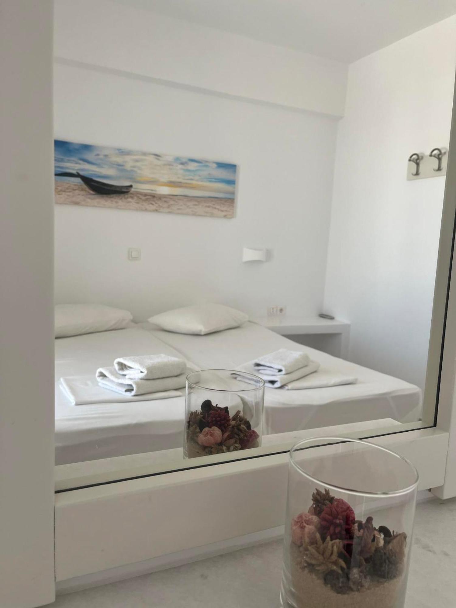 Aegeo Inn Apartments 安迪帕罗斯岛 外观 照片